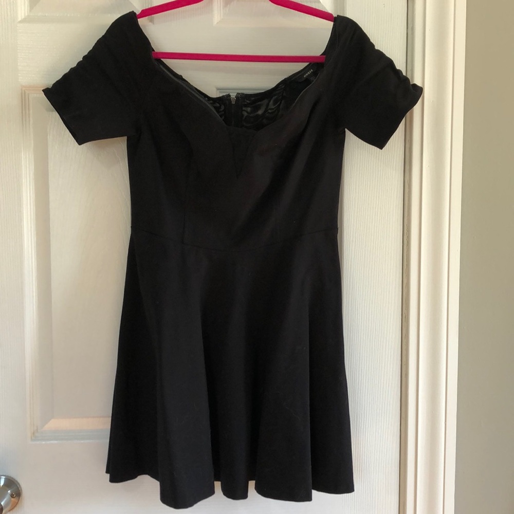 Guess off the shoulder little black dress - Picture 2 of 6